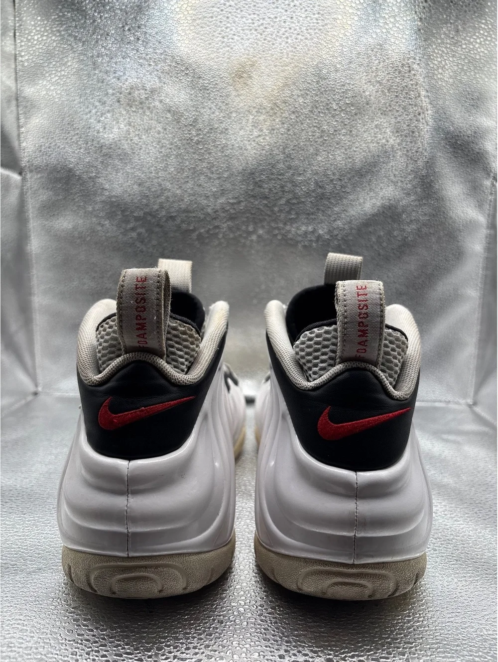 Nike air Foamposite pro chrome white